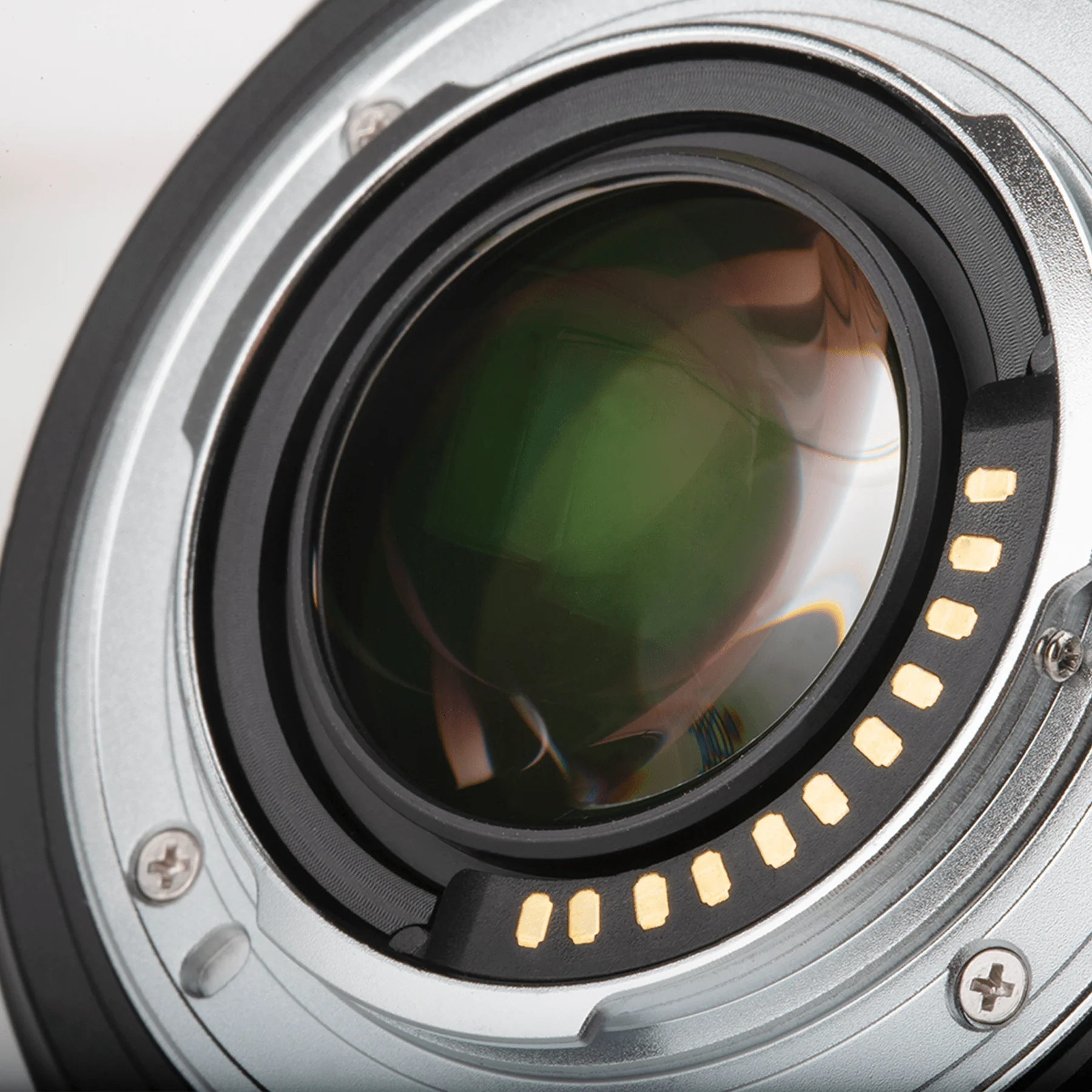 Viltrox EF-M2 II Speedbooster für Canon EF Objektive an MFT-Kameras - Image 4